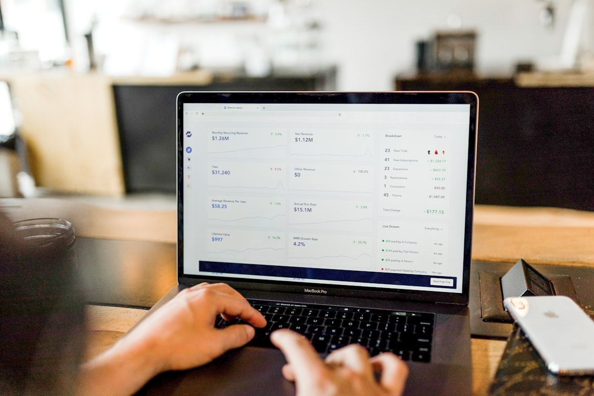 Fansly vs Fanvue vs Partut — Fees, Payouts, and Privacy Compared